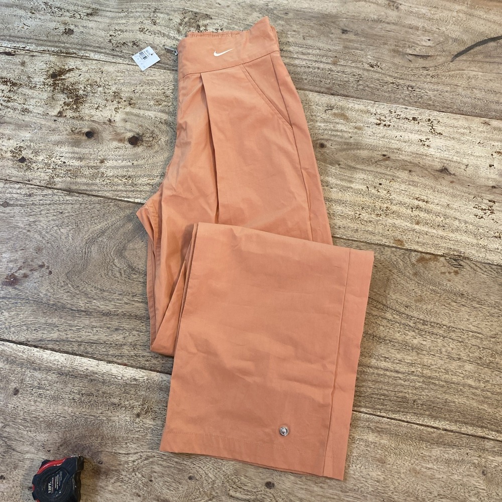 NEW Nike Sportswear Everything Wovens Women's Mid-Rise Open-Hem Pants ORANGE M - Picture 1 of 15